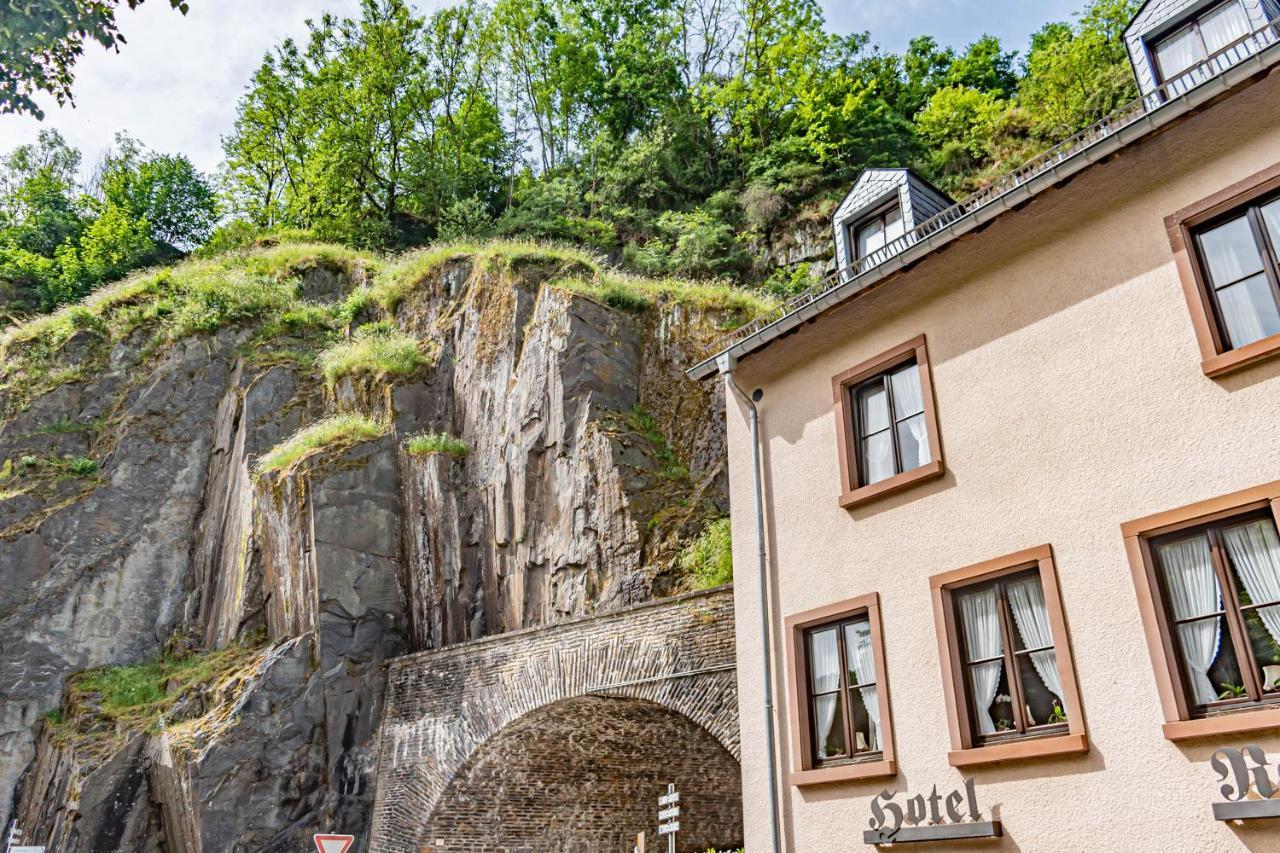 Hotel Le Postillon Esch-sur-Sûre Zewnętrze zdjęcie